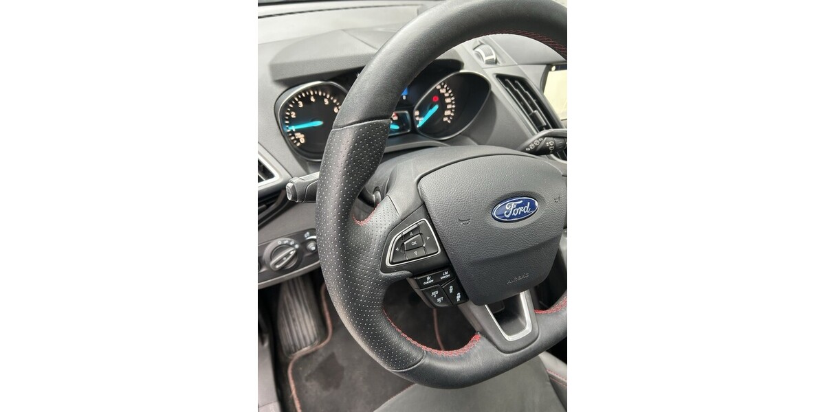 Ford Kuga 70.000 km 15.900 &euro; Zirndorf 90513