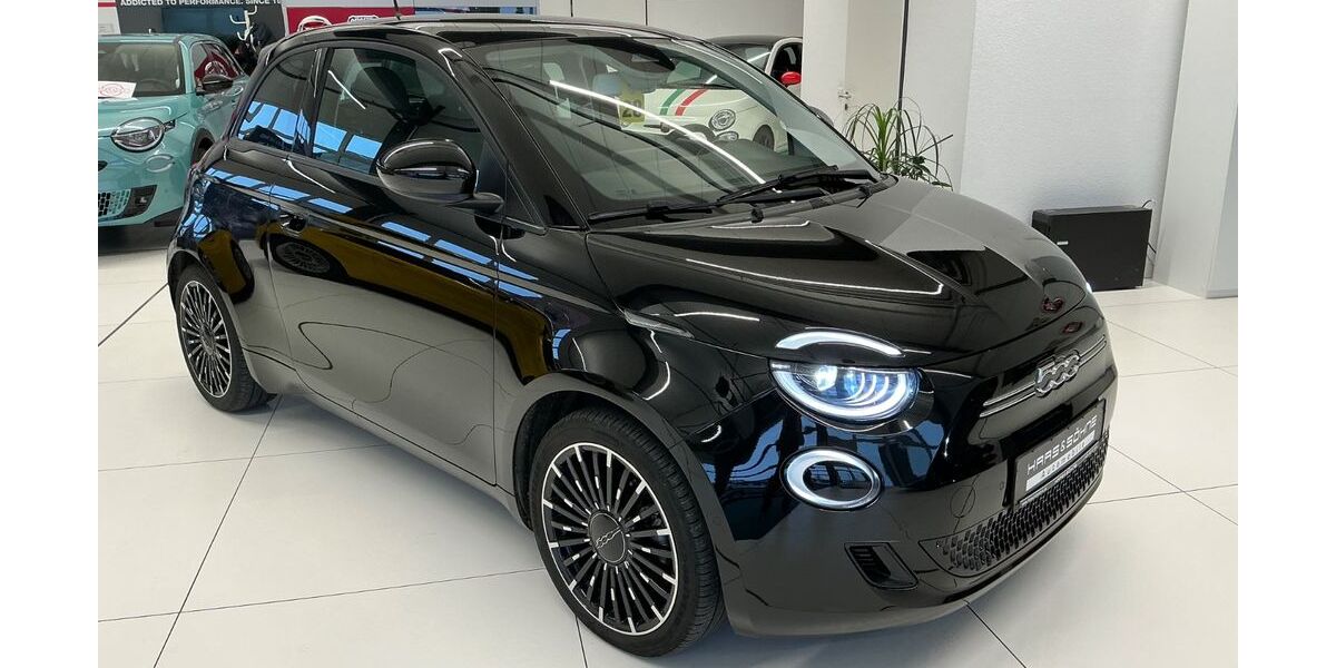 Fiat 500e 34.229 km 16.890 &euro; Eckental 90542