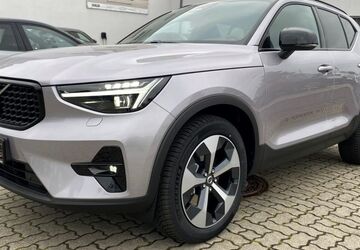 Volvo XC40 9.999 km 45.990 &euro; Fürth 90765