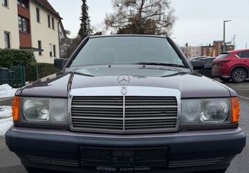 Mercedes-Benz 190 117.000 km 6.950 &euro; Nürnberg 90431