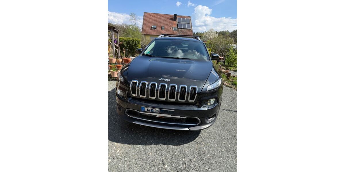 Jeep Cherokee 183.050 km 11.111 &euro; Roßtal 90574