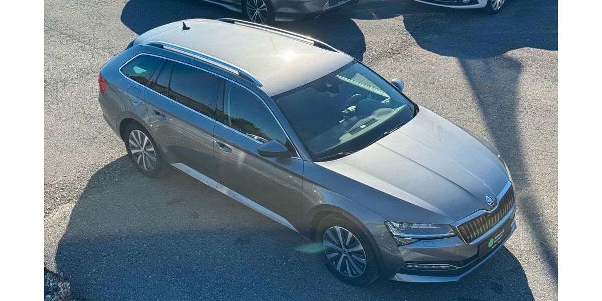Skoda Superb 64.300 km 25.900 &euro; Schwabach 91126