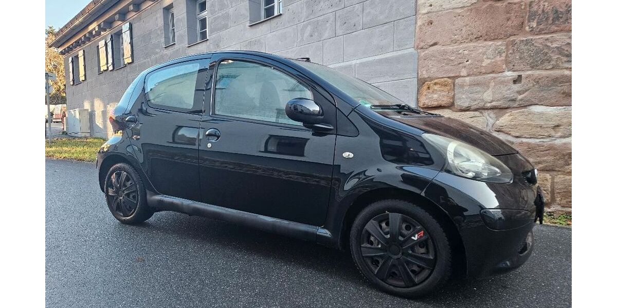 Toyota Aygo (X) 165.000 km 1.200 &euro; Nürnberg 90419