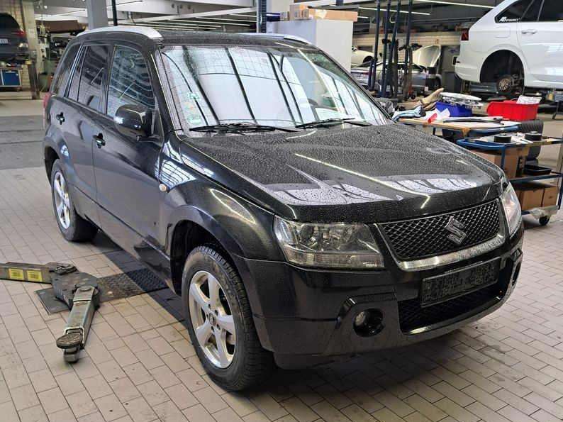 Suzuki Grand Vitara 191.288 km 5.400 &euro; Nürnberg 90431