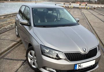 Skoda Fabia 84.000 km 9.000 &euro; Fürth 90766