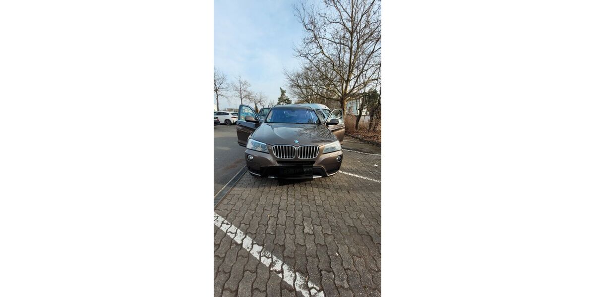 BMW X3 196.000 km 11.900 &euro; Erlangen 91058