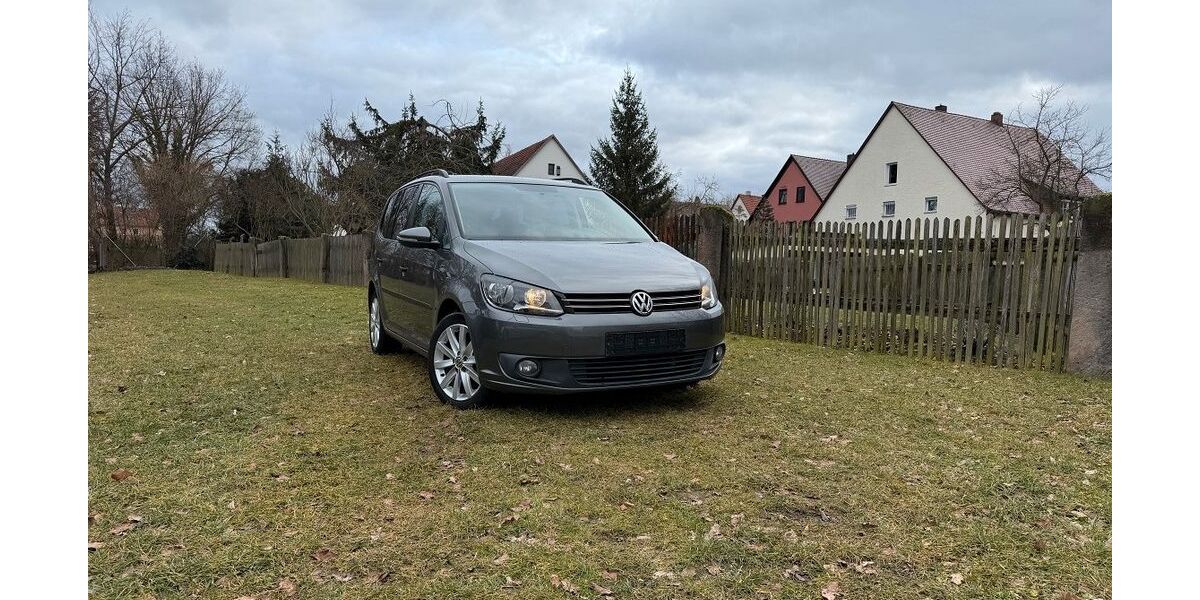 VW Touran 179.000 km 6.689 &euro; Nürnberg 90431