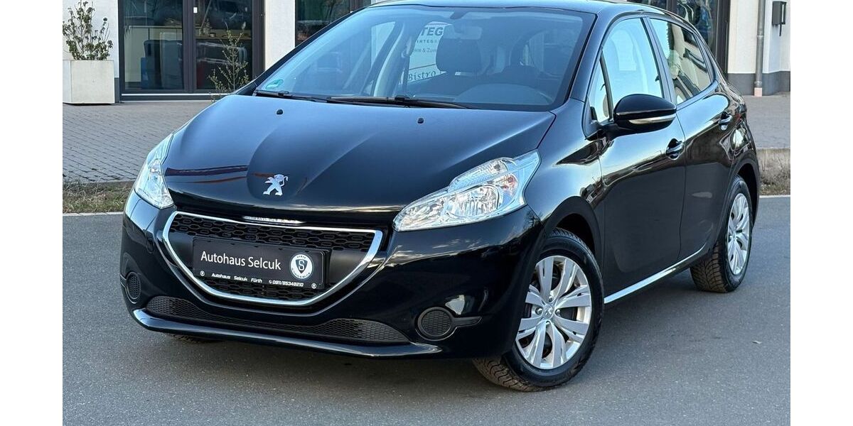 Peugeot 208 44.000 km 6.890 &euro; Fürth (bei Nürnberg) 90768