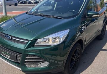 Ford Kuga 91.000 km 8.900 &euro; Nürnberg 90449