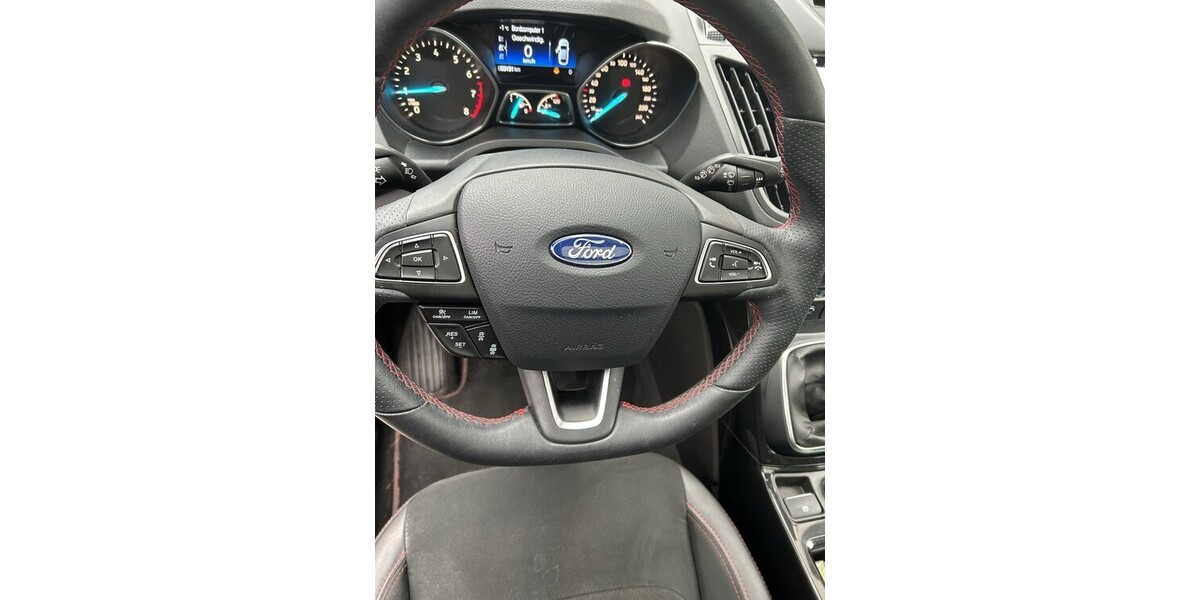 Ford Kuga 70.000 km 15.900 &euro; Zirndorf 90513