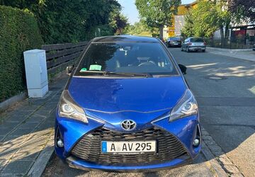 Toyota Yaris 99.000 km 13.900 &euro; Lauf 91207