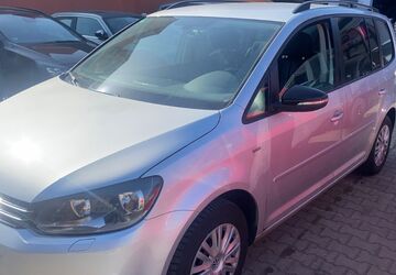 VW Touran 364.000 km 2.990 &euro; Fürth 90763