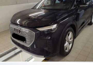 Audi Q4 e-tron 75.300 km 29.440 &euro; Nürnberg 90411
