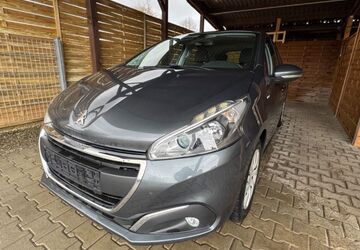 Peugeot 208 78.154 km 7.500 &euro; Simmelsdorf 91245