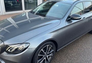 Mercedes-Benz E 220 140.000 km 22.990 &euro; Nürnberg 90441