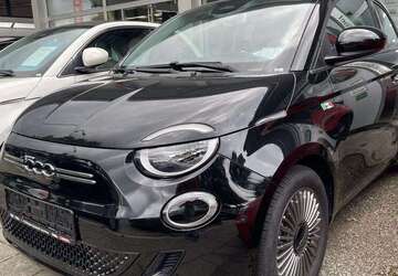 Fiat 500e 9.900 km 16.990 &euro; Nürnberg 90482