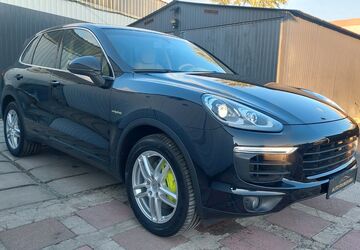 Porsche Cayenne 92.000 km 32.300 &euro; Nürnberg 90408