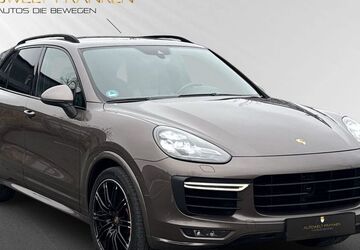 Porsche Cayenne 215.000 km 29.890 &euro; Nürnberg 90441
