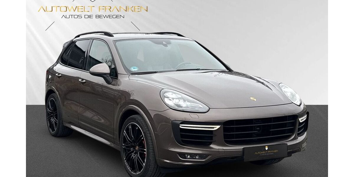 Porsche Cayenne 215.000 km 29.890 &euro; Nürnberg 90441
