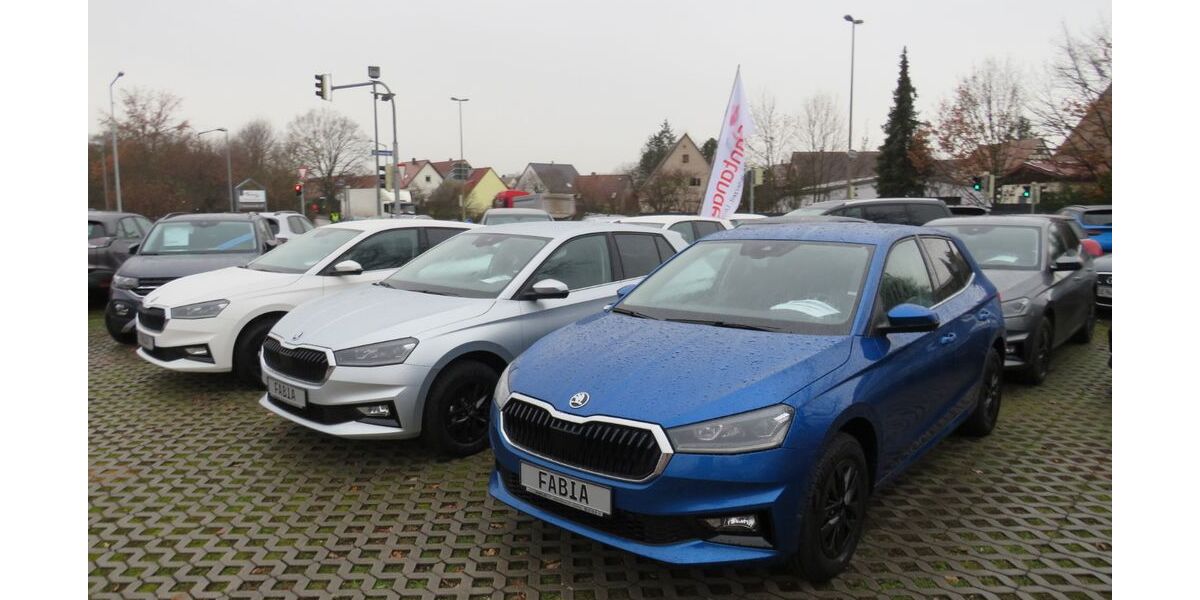 Skoda Fabia 9.980 km 17.899 &euro; Nürnberg 90431