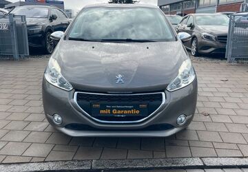 Peugeot 208 56.148 km 5.999 &euro; Fürth 90763