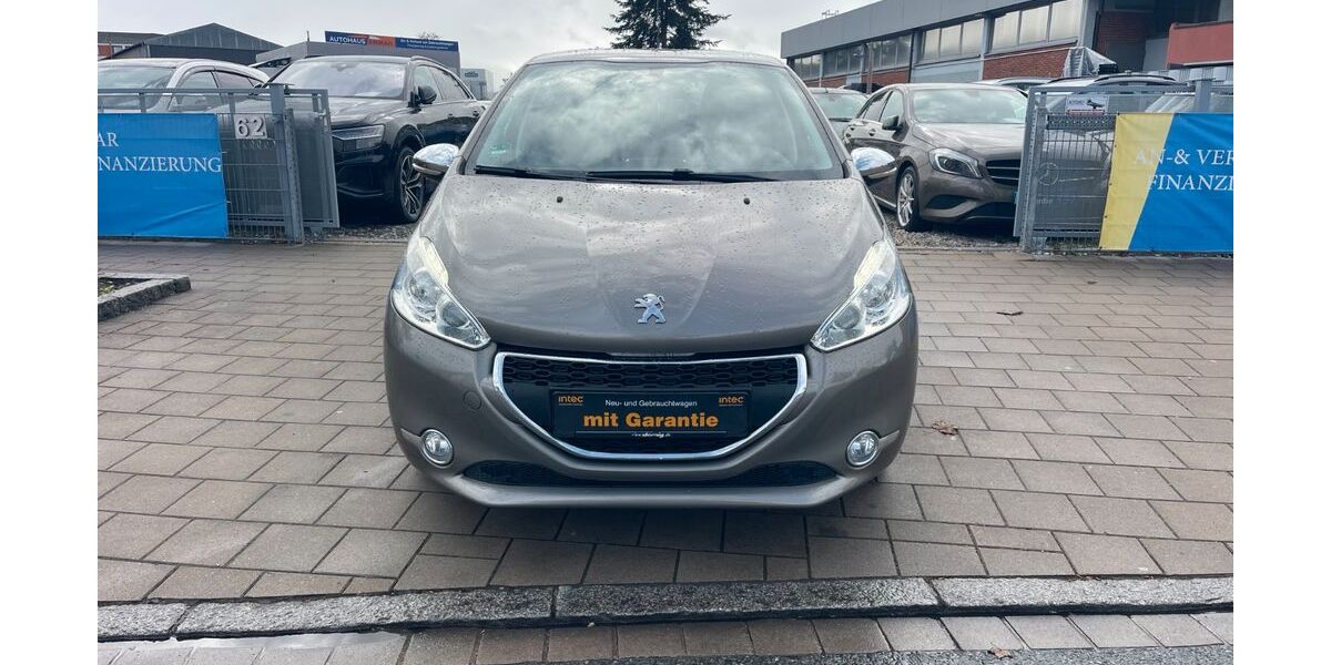 Peugeot 208 56.148 km 5.999 &euro; Fürth 90763