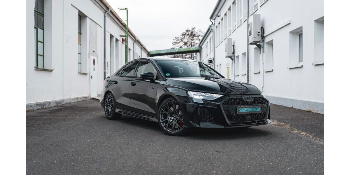 Audi RS3 13.000 km 68.000 &euro; Nürnberg 90411