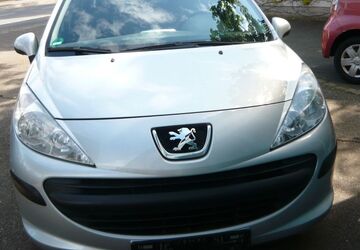 Peugeot 207 115.200 km 2.950 &euro; Erlangen 91058