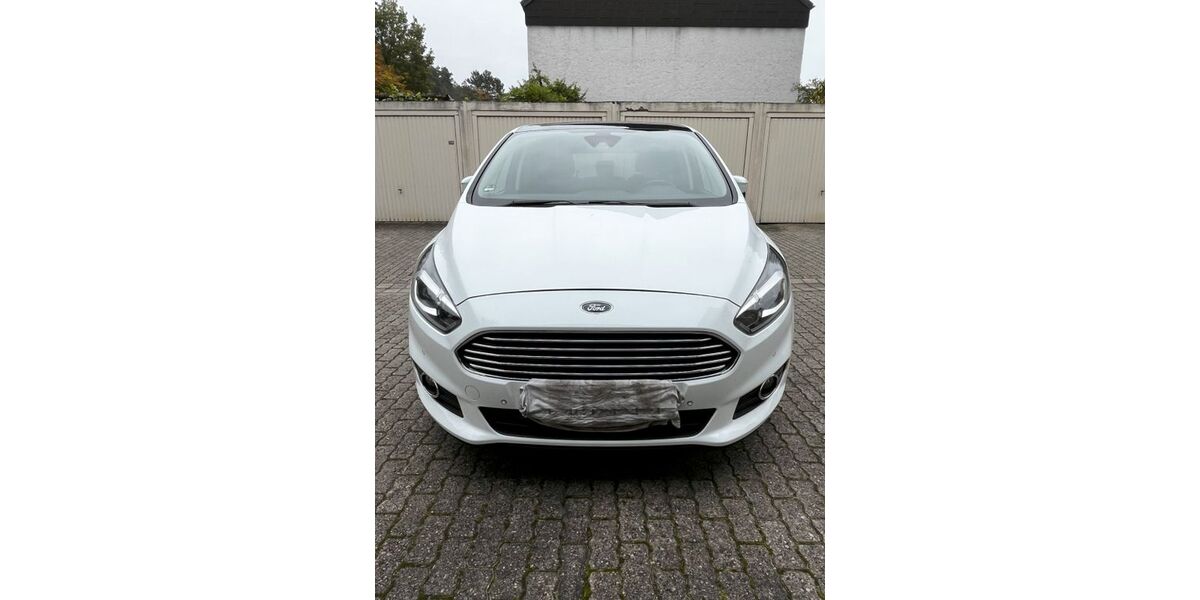 Ford S-Max 196.000 km 10.250 &euro; Nürnberg 90453