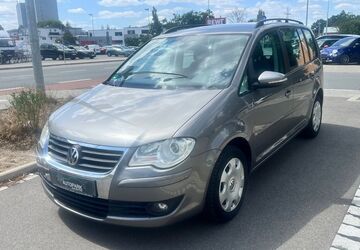 VW Touran 58.000 km 8.900 &euro; Nürnberg 90449