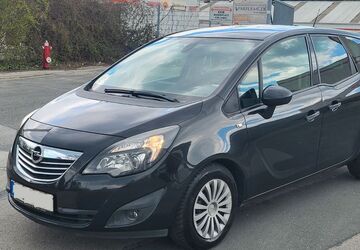 Opel Meriva 142.000 km 3.990 &euro; Postbauer-Heng 92353