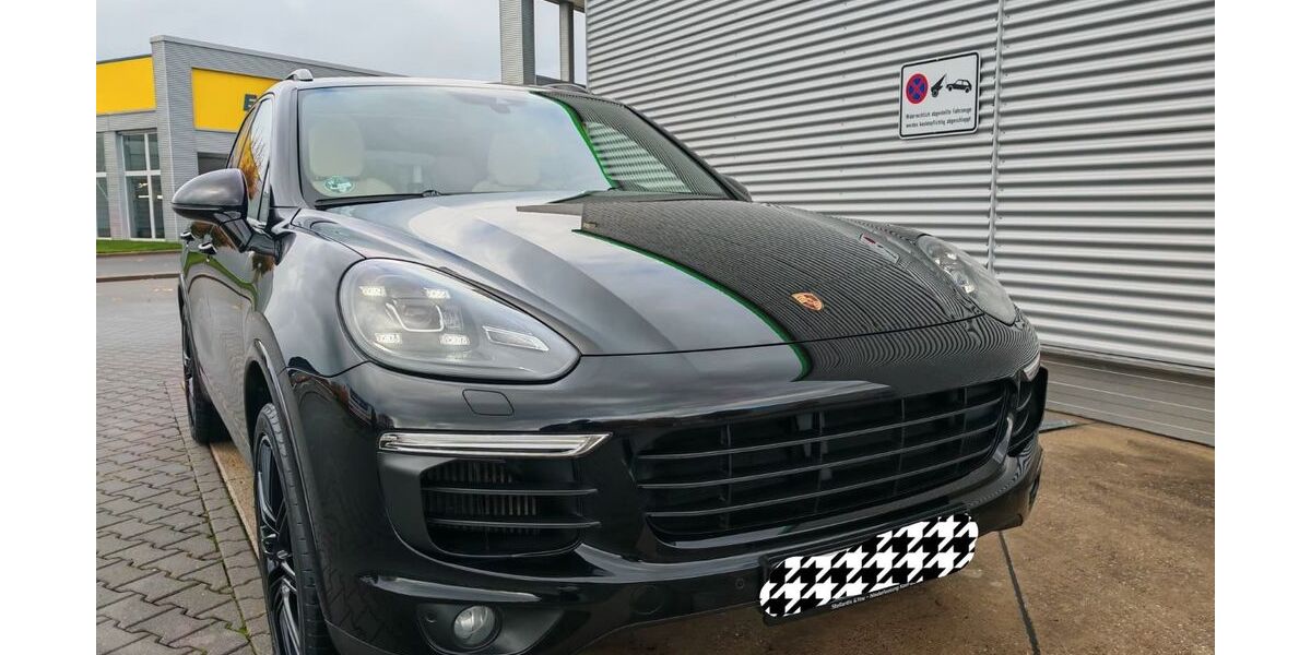 Porsche Cayenne 181.000 km 36.790 &euro; Nürnberg 90427
