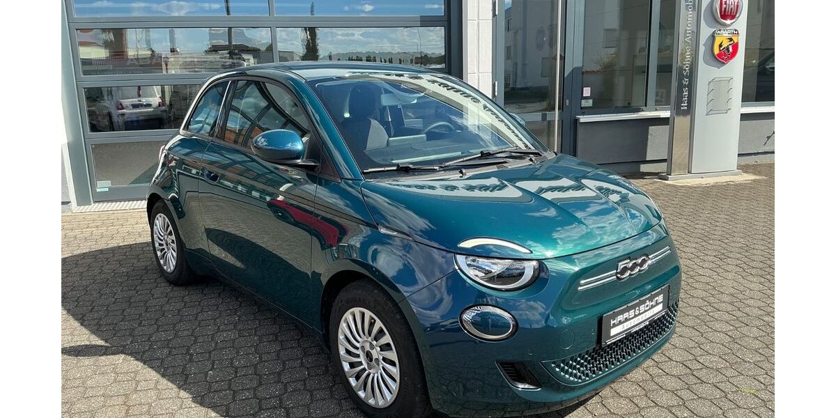Fiat 500e 9.727 km 20.490 &euro; Eckental 90542