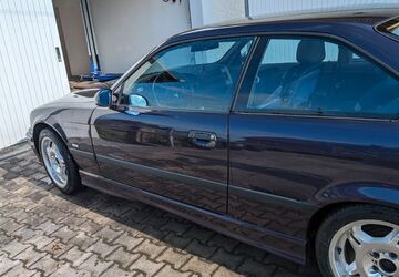 BMW 323 210.000 km 9.750 &euro; Herzogenaurach 91074