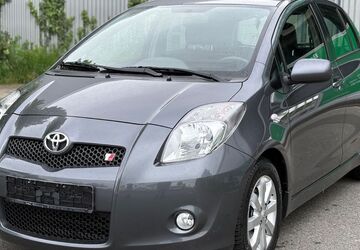 Toyota Yaris 145.000 km 4.490 &euro; Fürth 90763