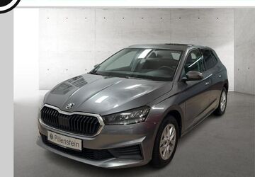 Skoda Fabia 35.700 km 18.902 &euro; Fürth 90762