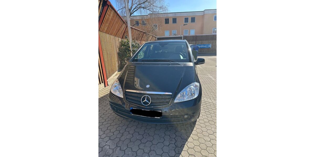 Mercedes-Benz A 160 124.000 km 4.500 &euro; Erlangen 91052