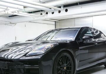 Porsche Panamera 9.500 km 144.500 &euro; Nürnberg 90431