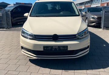 VW Touran 344.273 km 7.499 &euro; Fürth 90763