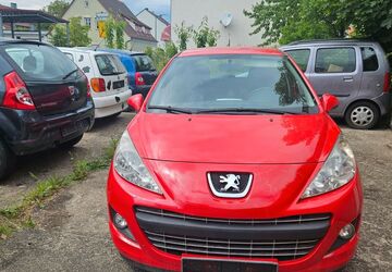 Peugeot 207 98.000 km 4.900 &euro; Schwabach 91126