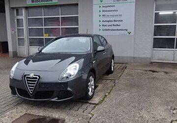 Alfa Romeo Giulietta 92.000 km 7.290 &euro; Windsbach 91575