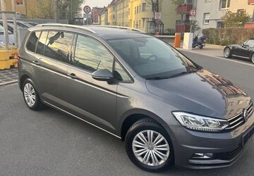 VW Touran 114.000 km 16.200 &euro; Nürnberg 90431
