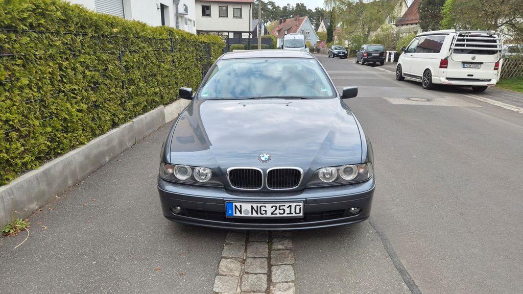 BMW 520 220.000 km 4.500 &euro; Nürnberg 90411