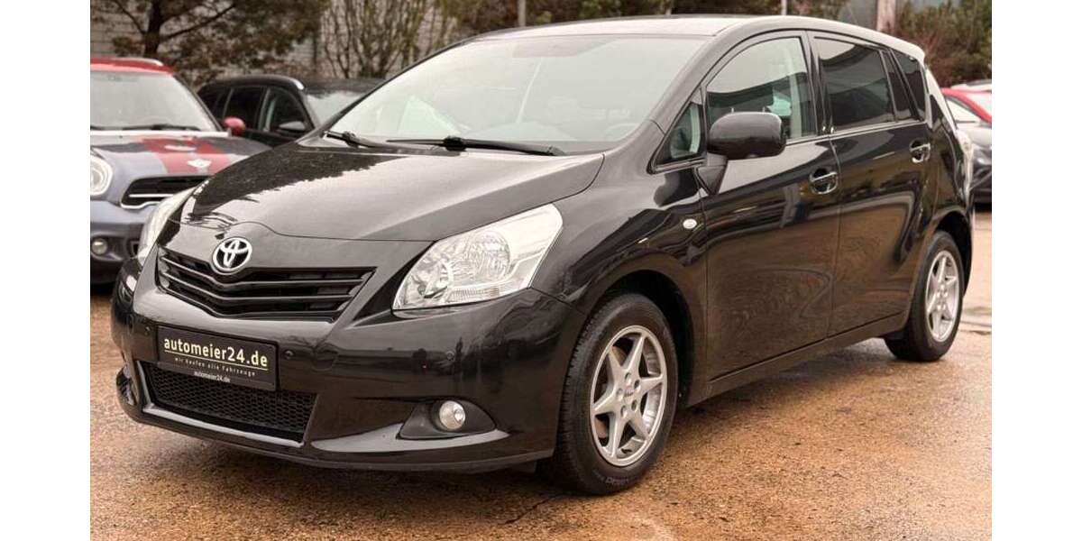 Toyota Verso 91.842 km 12.490 &euro; Erlangen 91056
