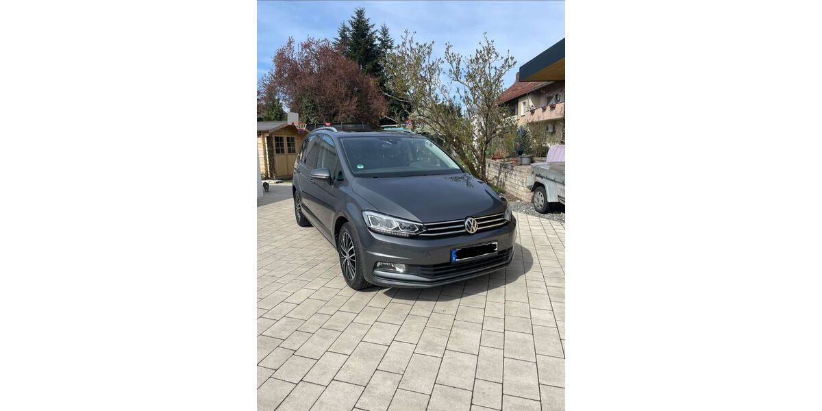 VW Touran 107.181 km 18.400 &euro; Nürnberg 90469
