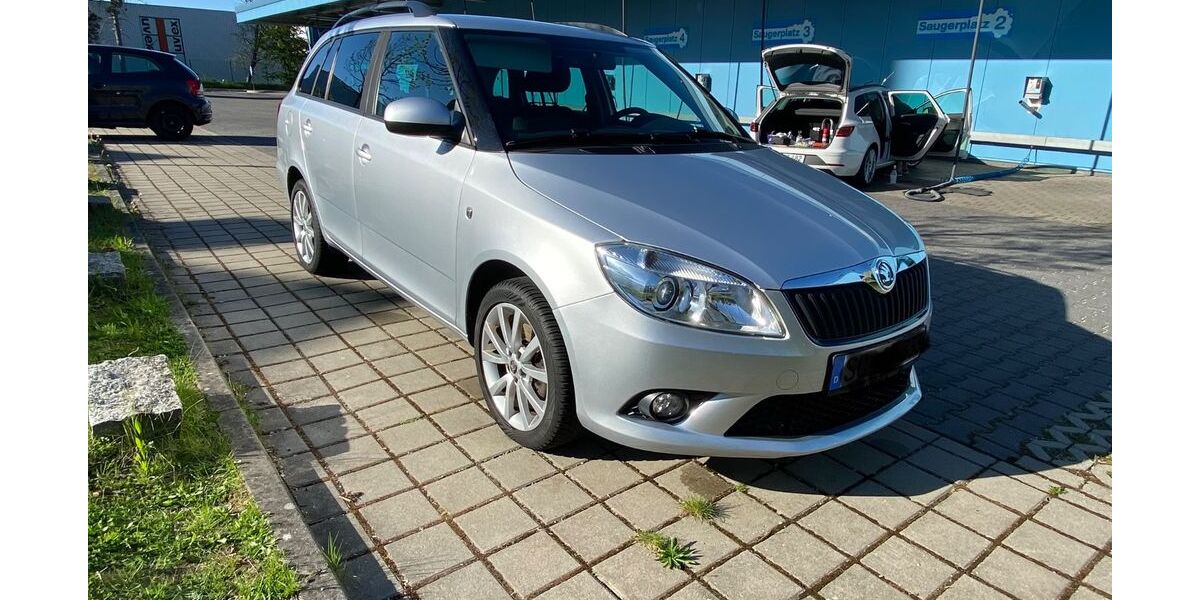 Skoda Fabia 116.500 km 9.877 &euro; Schwabach 91126