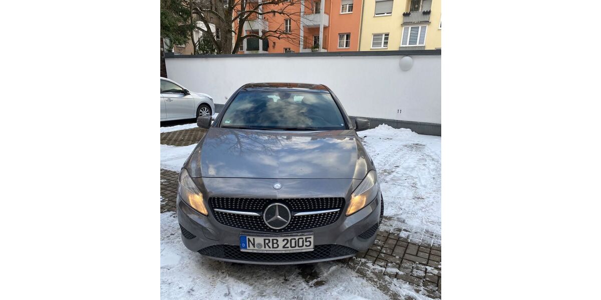 Mercedes-Benz A 180 136.000 km 8.200 &euro; nürnberg 90459