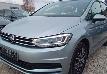 VW Touran 64.310 km 25.999 &euro; Fürth 90765