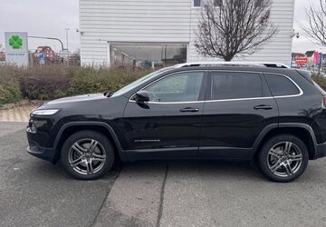 Jeep Cherokee 211.858 km 9.950 &euro; Stein 90547