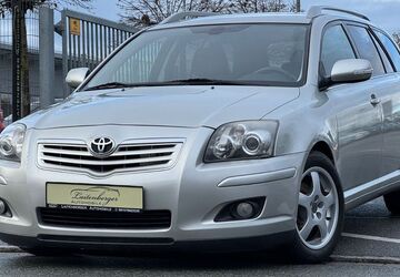 Toyota Avensis 121.000 km 5.900 &euro; Fürth 90763
